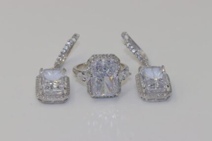 Silber 925, Moissanite-Zirkonia Stein, Damenringe Grösse: 56, Ohrringe Länge: 3.5 cm, Stein-L:1.4XB:1.2cm, RO6