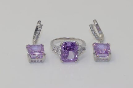 Sterling Silber 925, Lila Saphir-Zirkonia Stein, Damenringe Grösse: 58, Ohrringe Länge: 3 cm, Stein-L:2.2XB:1.8cm, RO13