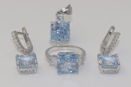 Silber 925, Aquamarin-Zirkonia-Stein, Damenringe-Grösse 54, Ohrringe-Länge: 2.8cm, Anhänger-Länge: 2.1cm, ARO14